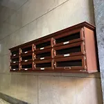 Lacaralele1 *