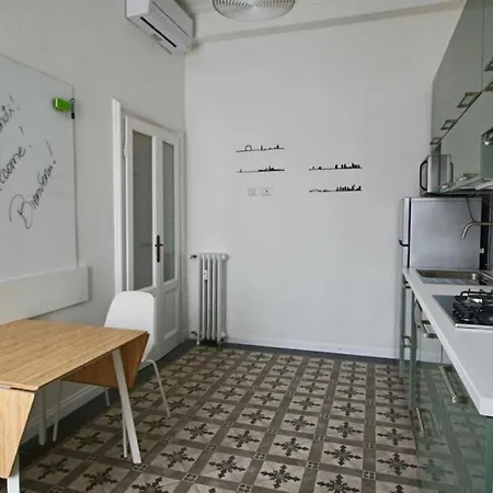 Lacaralele1 Apartmán