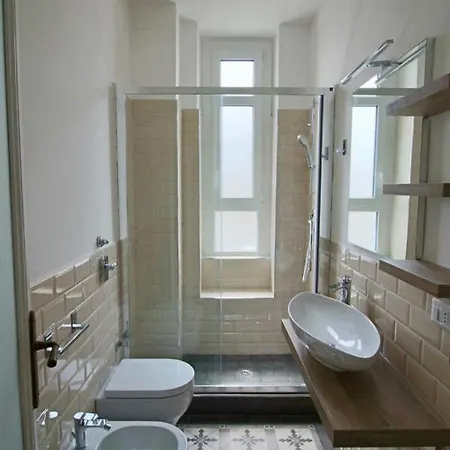 Lacaralele1 Appartement