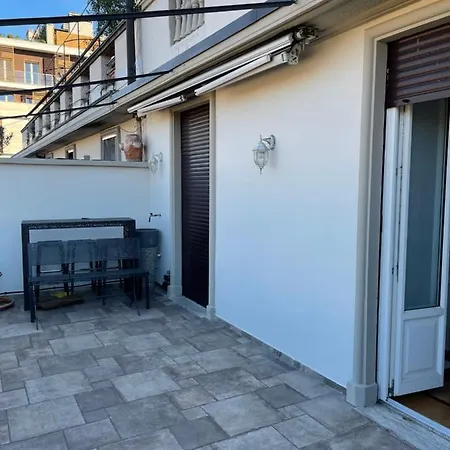 Appartement Lacaralele1 *